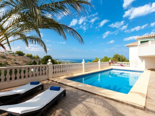5 bed villa in Denia