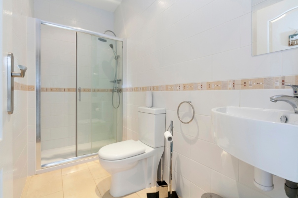 5 bed villa in Denia