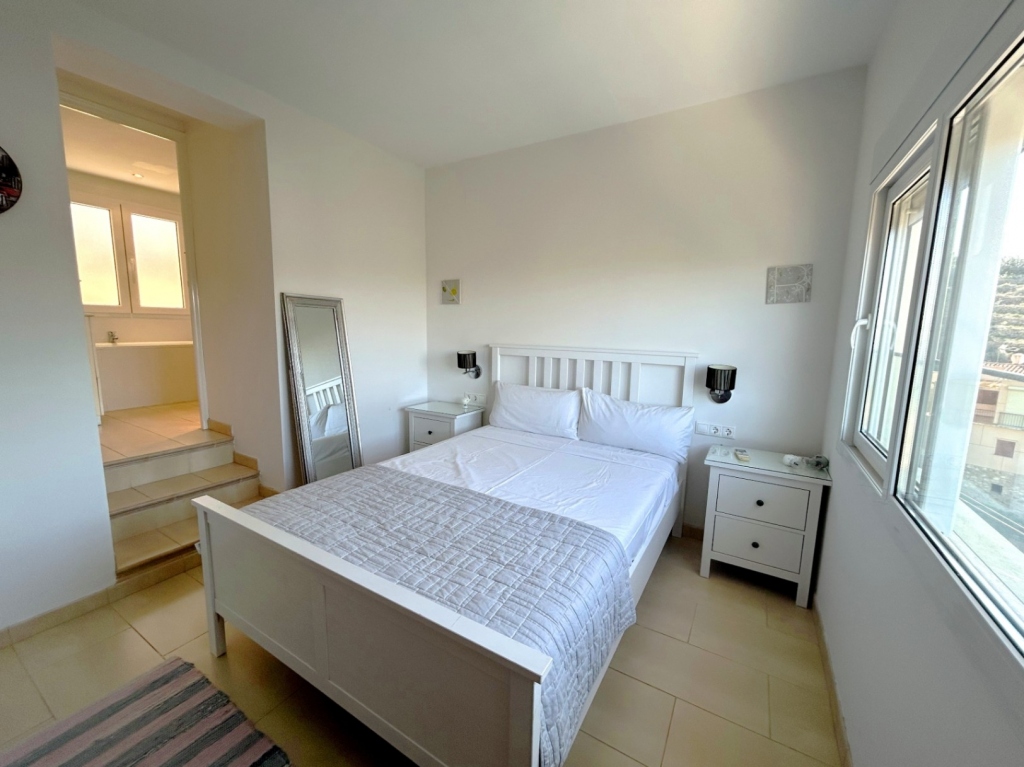 5 bed villa in Denia
