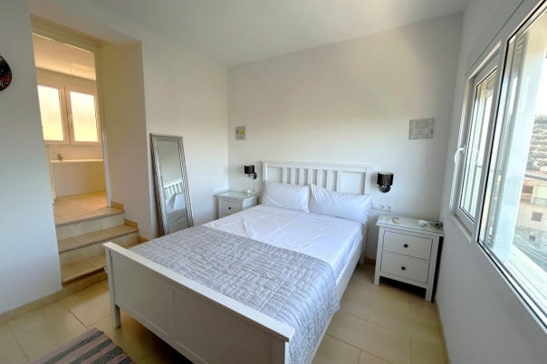 5 bed villa in Denia