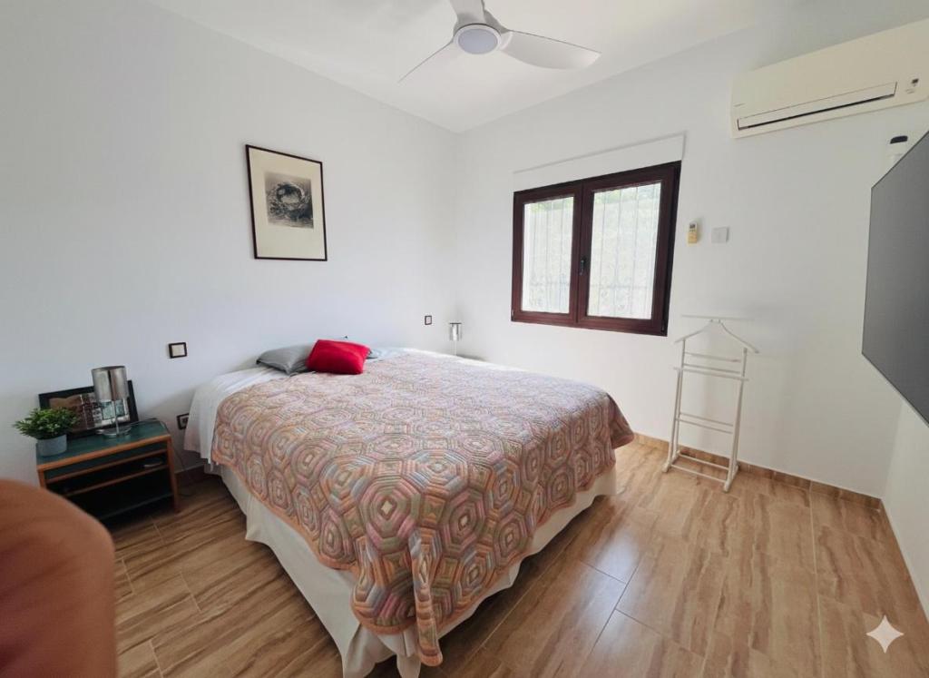 7 bed villas in Moraira