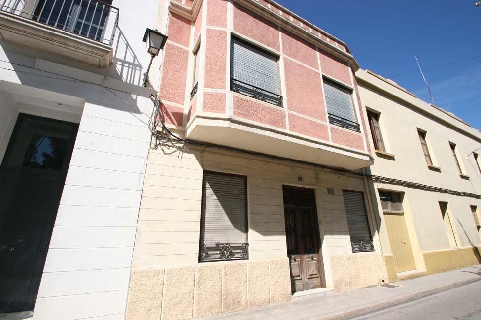 6 bed town house in Benissa