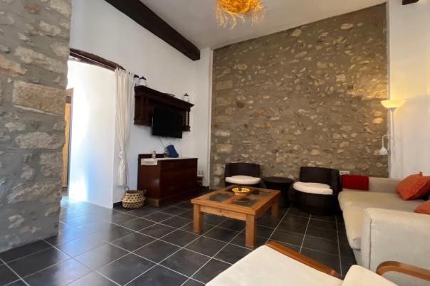 4 bed town_house in Jalón