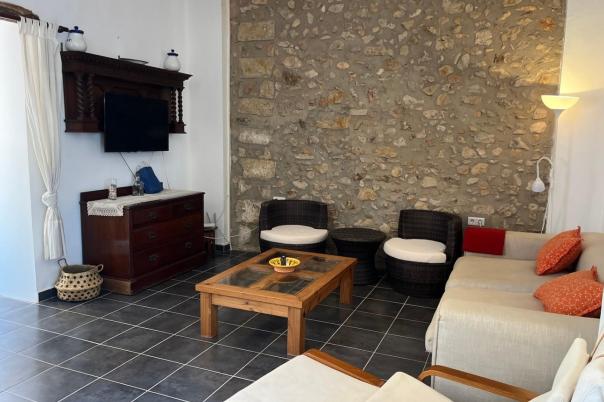 4 bed town_house in Jalón