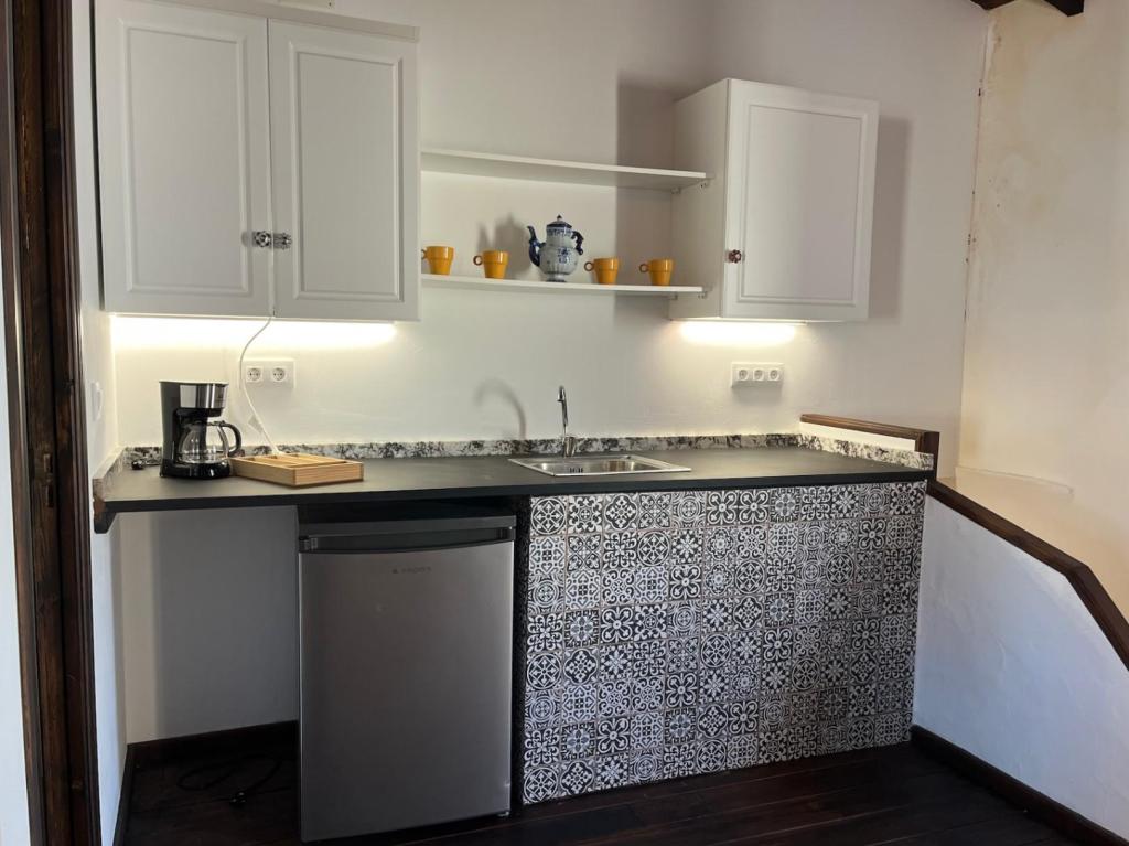 4 bed town_house in Jalón