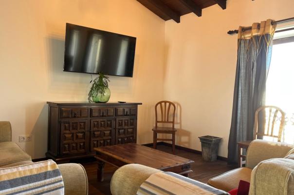 4 bed town_house in Jalón