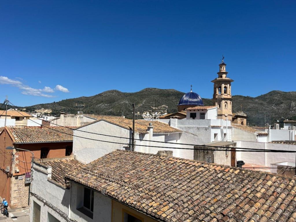 4 bed town_house in Jalón