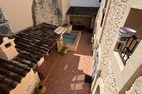 4 bed town_house in Jalón