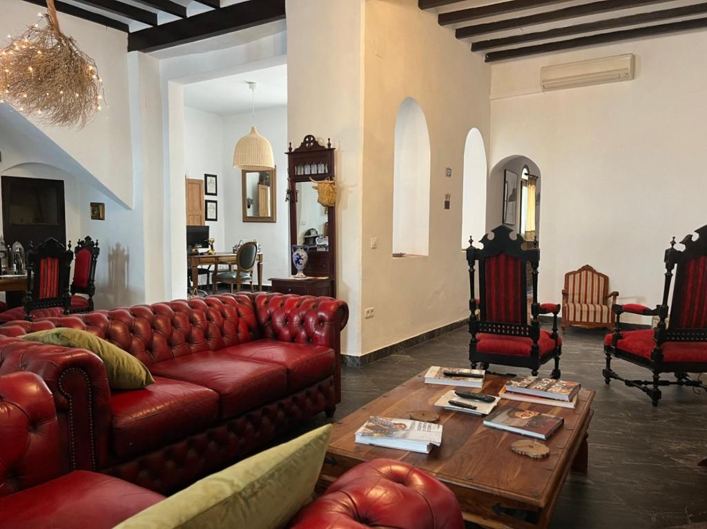 4 bed town_house in Jalón