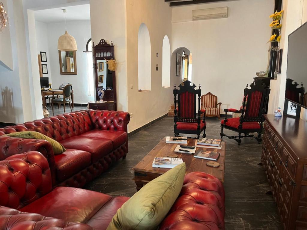 4 bed town_house in Jalón