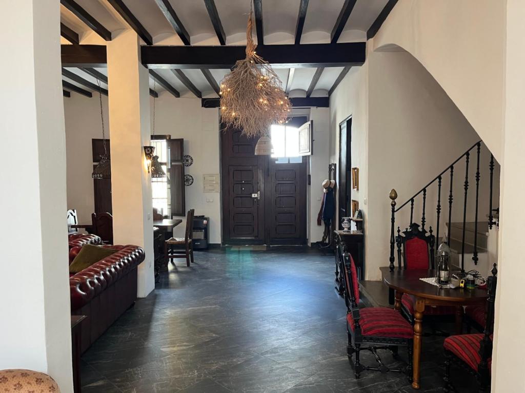 4 bed town_house in Jalón