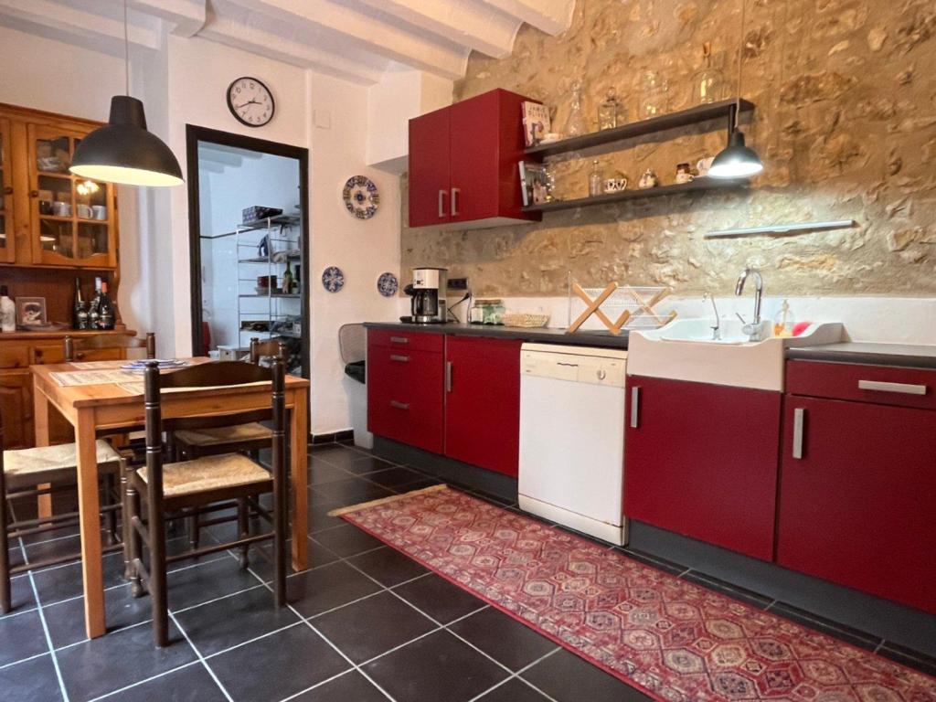 4 bed town_house in Jalón