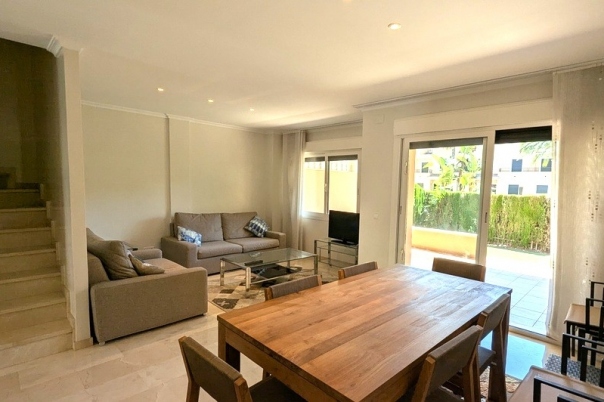 5 bed townhouse in Javea
