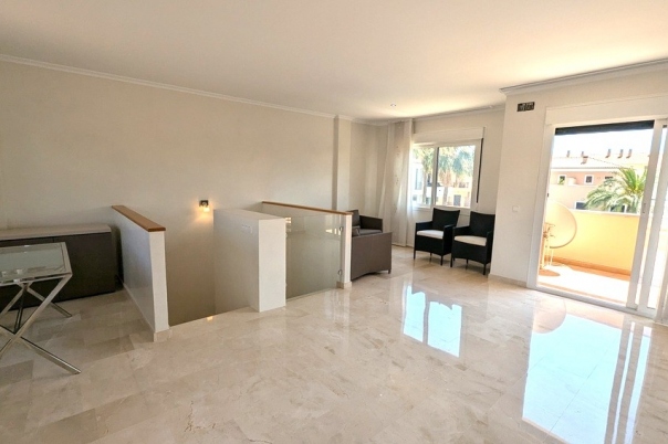 5 bed townhouse in Javea