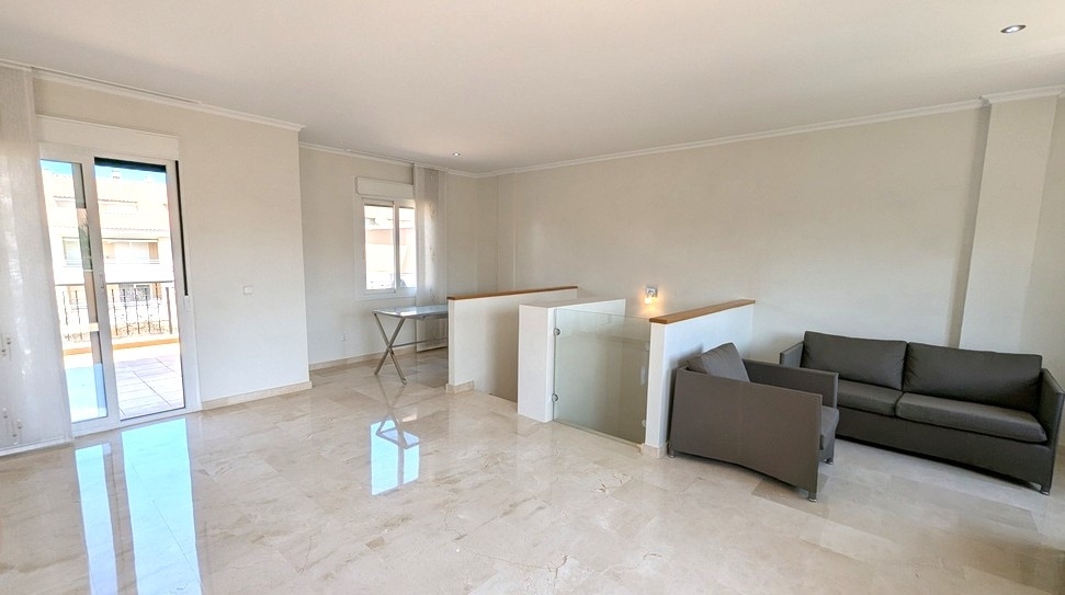 5 bed townhouse in Javea