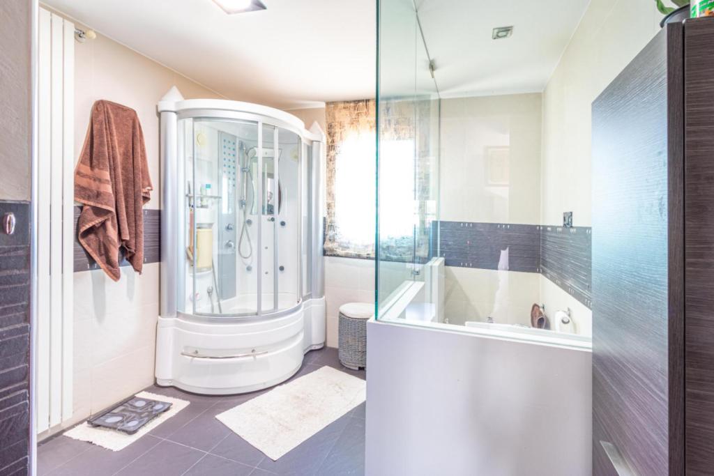 6 bed villa in La Nucía