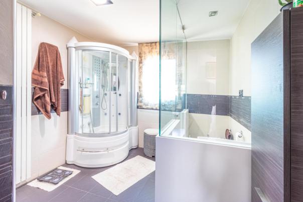 6 bed villa in La Nucía