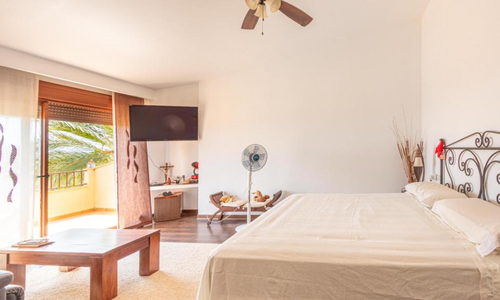 6 bed villa in La Nucía