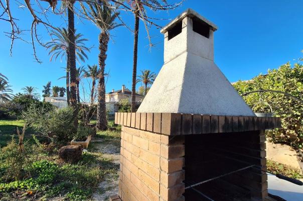 4 bed villa in Elche/Elx