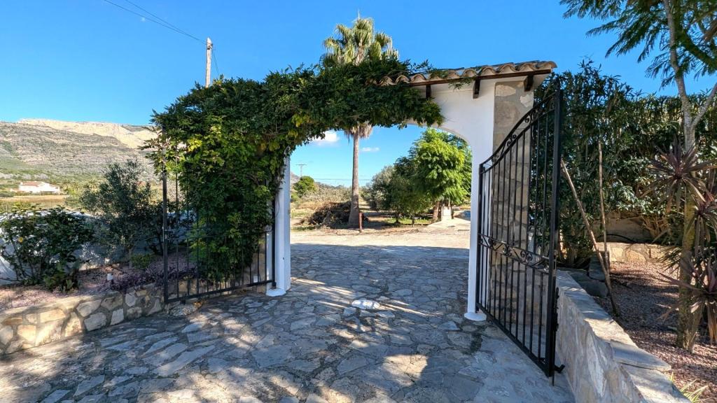 3 bed villa in Jesus Pobre