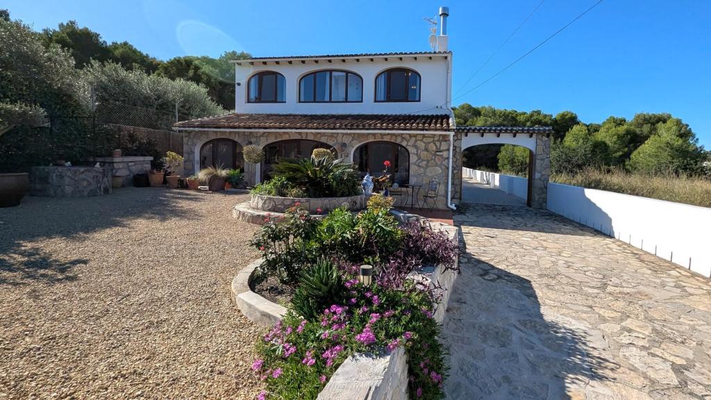 3 bed villa in Jesus Pobre