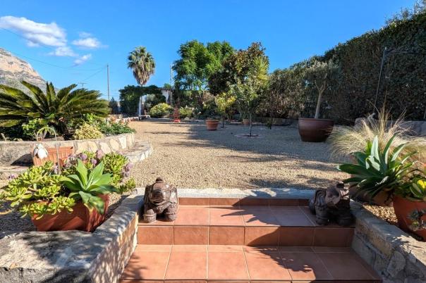 3 bed villa in Jesus Pobre