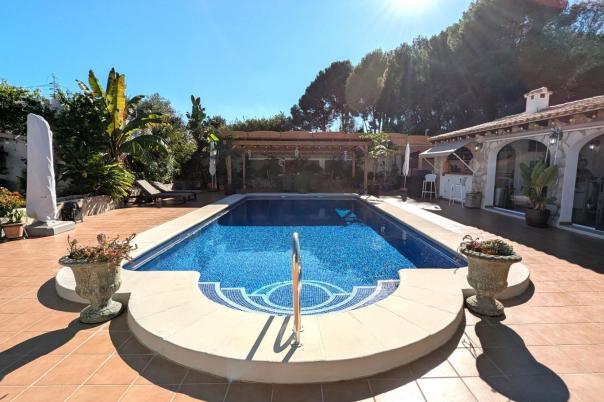 3 bed villa in Jesus Pobre