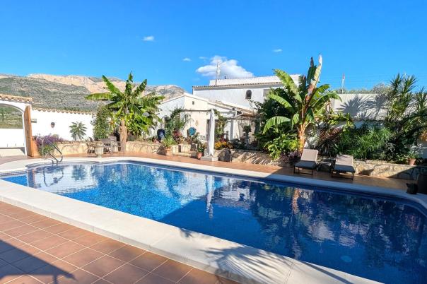 3 bed villa in Jesus Pobre