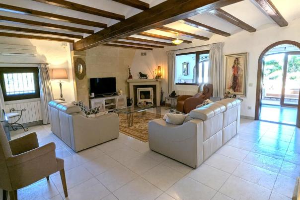 3 bed villa in Jesus Pobre