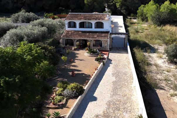 3 bed villa in Jesus Pobre