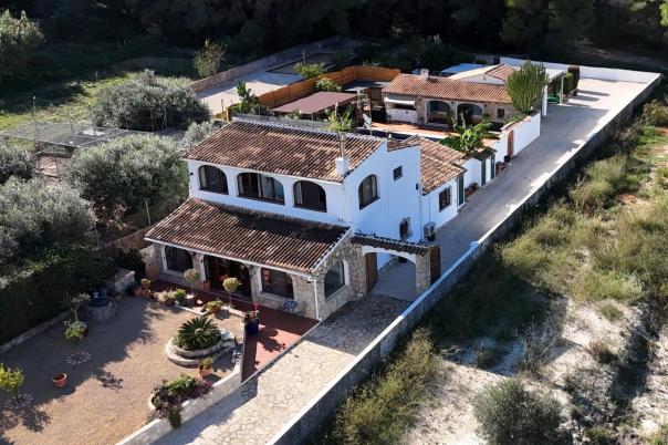 3 bed villa in Jesus Pobre