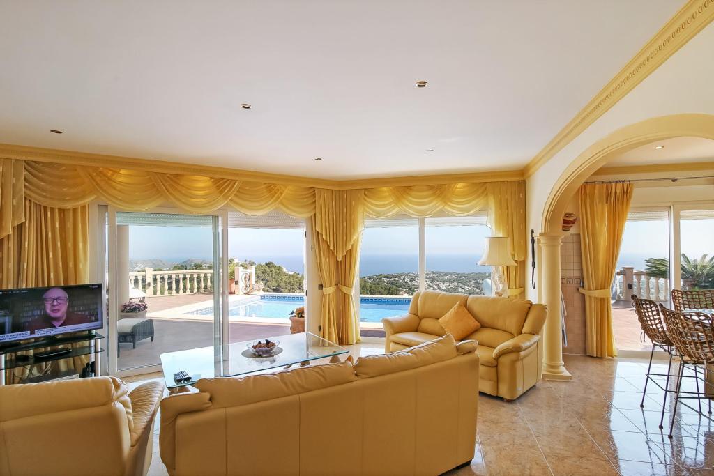 4 bed villa in Moraira