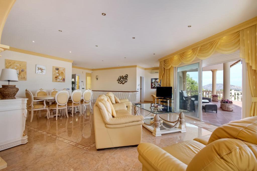 4 bed villa in Moraira