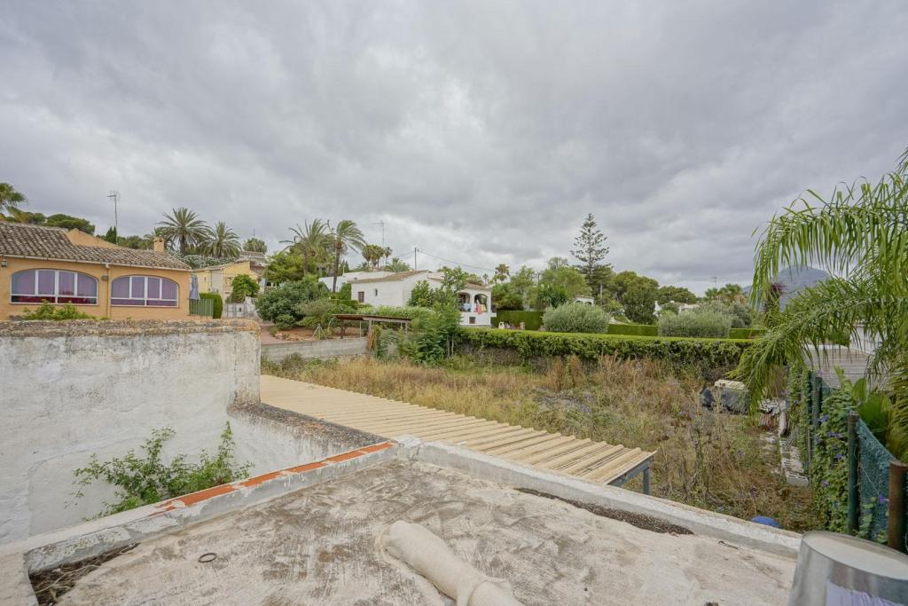 3 bed plot in Jávea