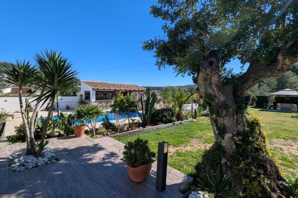 4 bed villa in Javea