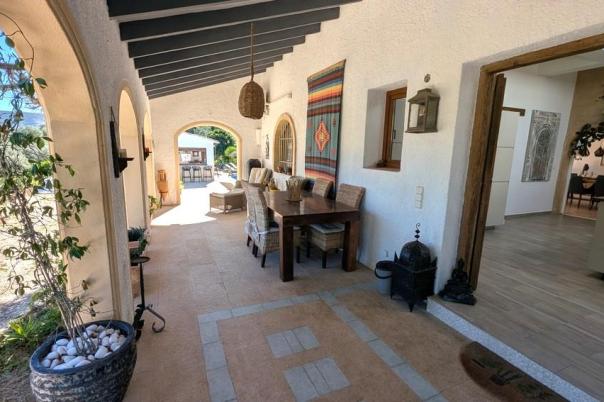 4 bed villa in Javea