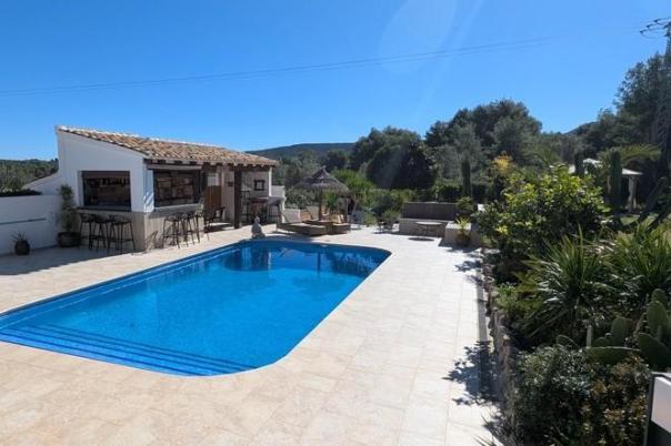 4 bed villa in Javea