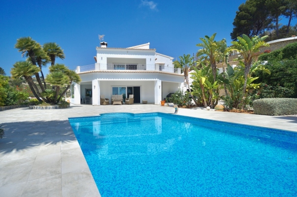 6 bed villas in Benissa