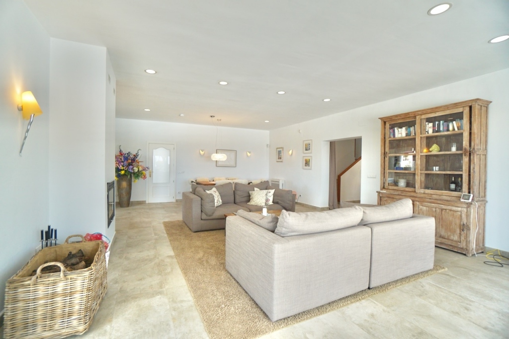6 bed villas in Benissa
