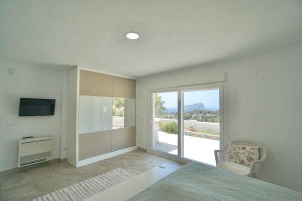6 bed villas in Benissa