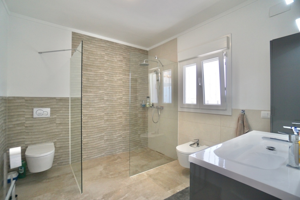 6 bed villas in Benissa