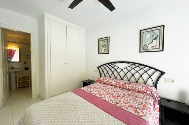 2 bed apartamento in Calpe / Calp