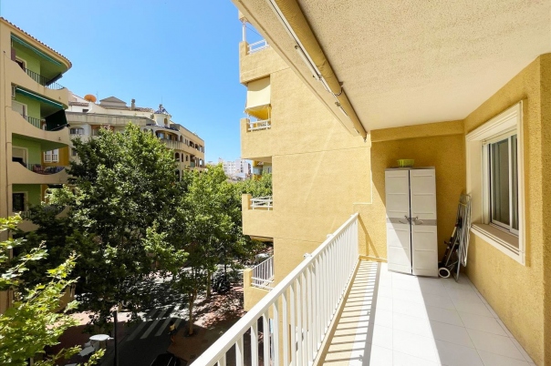 2 bed apartamento in Calpe / Calp