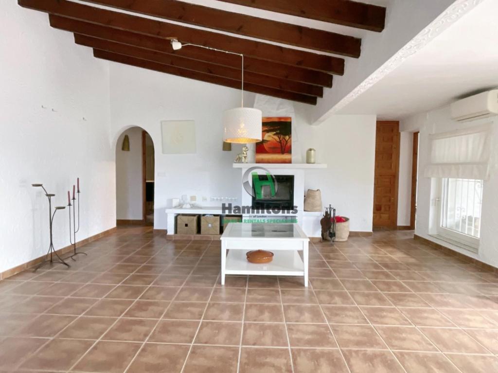 5 bed villa in Moraira