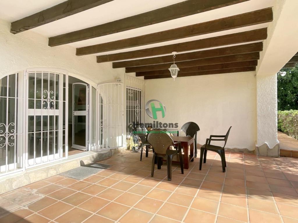5 bed villa in Moraira