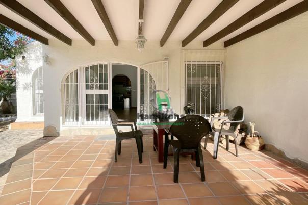 5 bed villa in Moraira