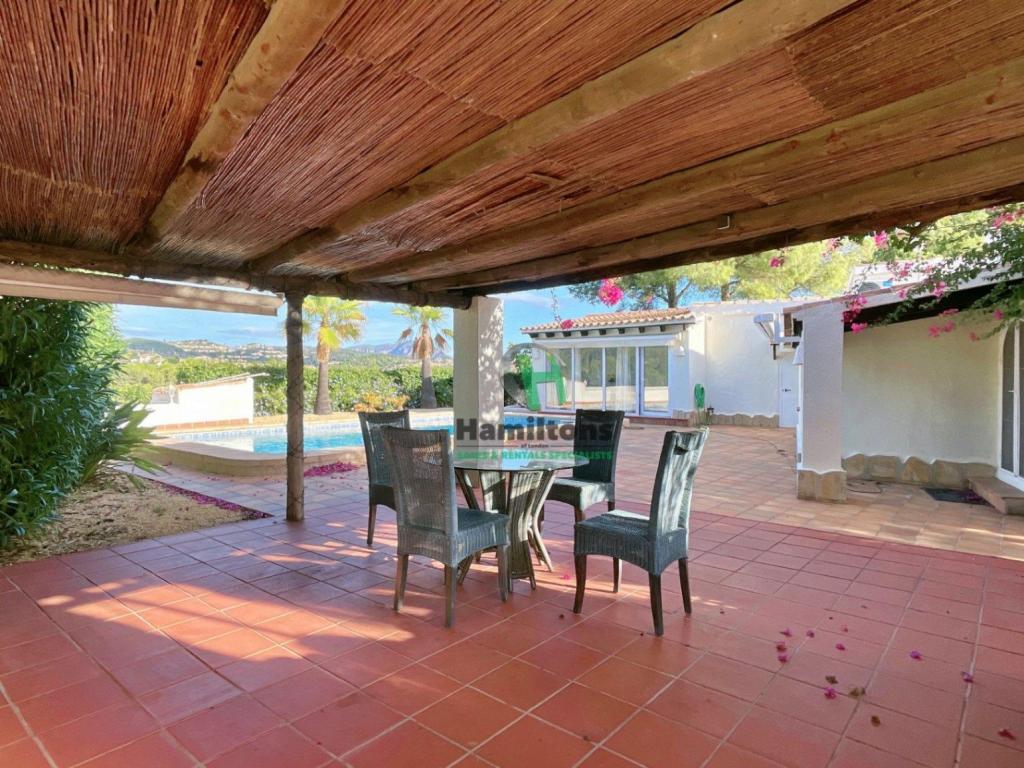 5 bed villa in Moraira