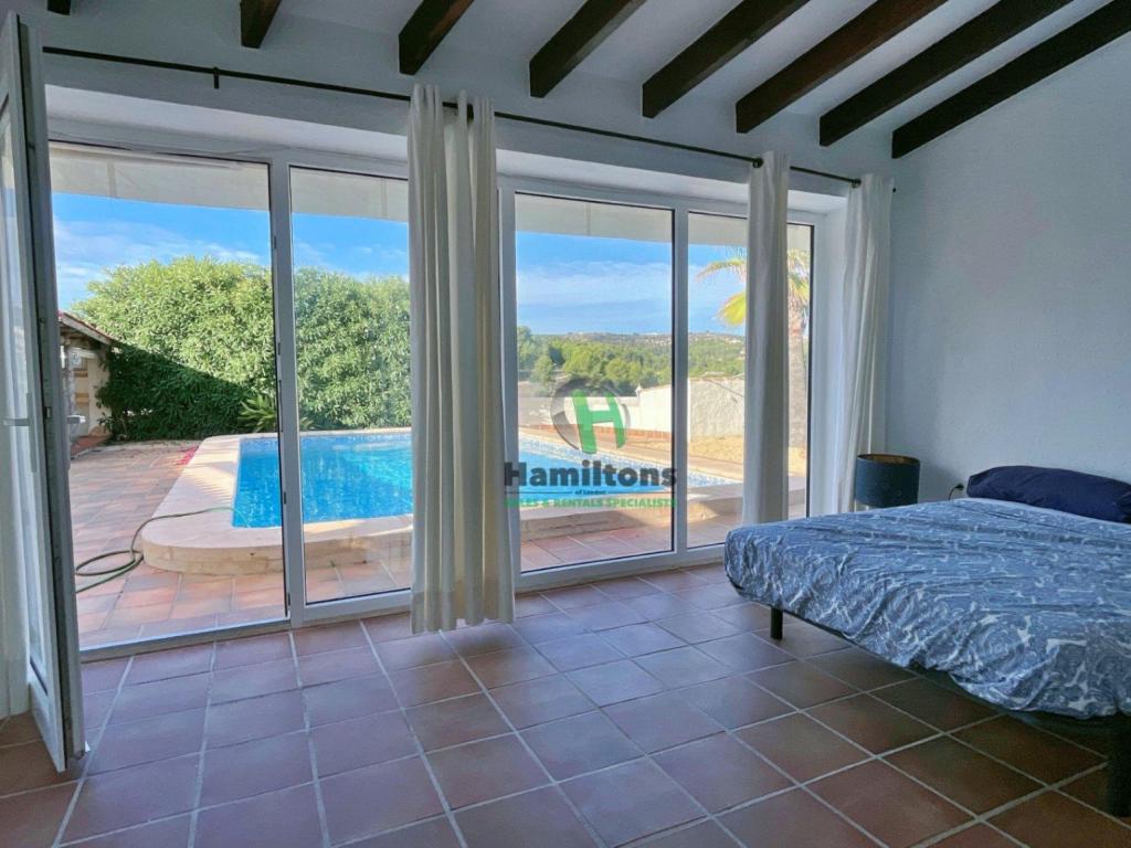 5 bed villa in Moraira