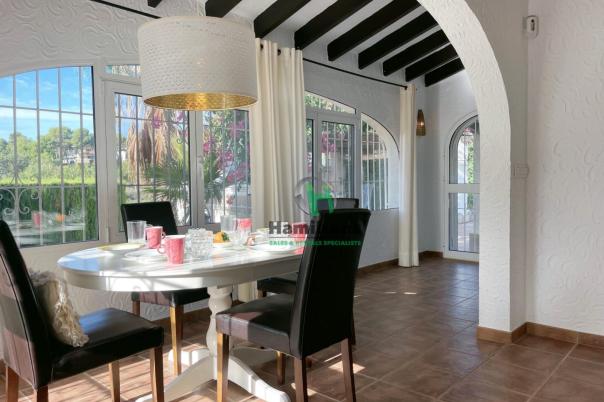 5 bed villa in Moraira