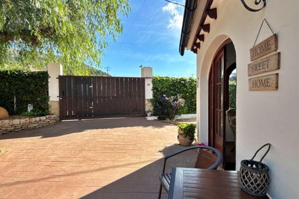 2 bed villa in Benitachell